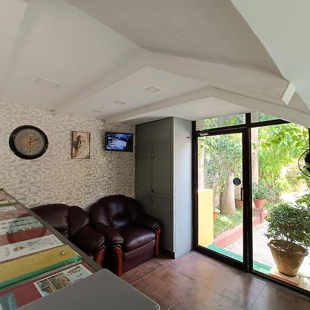 Poppys Olive De' Villa Ауровиль Экстерьер фото