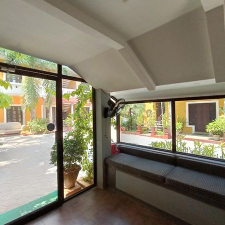 Poppys Olive De' Villa Ауровиль Экстерьер фото