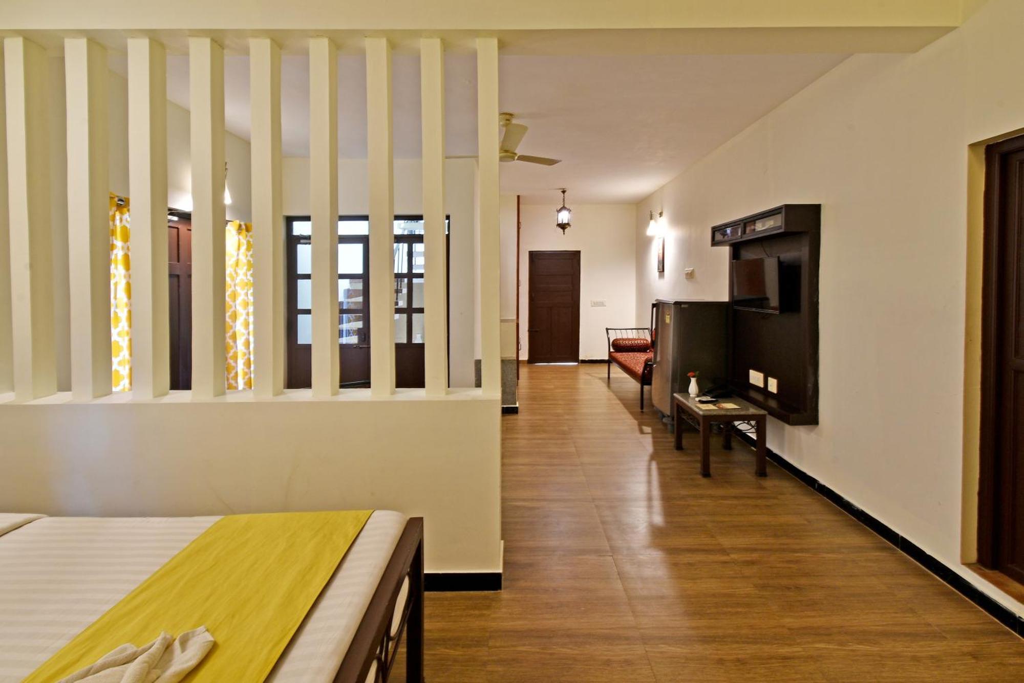 Poppys Olive De' Villa Ауровиль Экстерьер фото